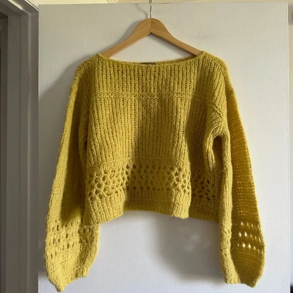 Lilla P Yellow Cropped Boatneck Peruvian Alpaca Knit Sweater size Small EUC - Picture 2 of 10
